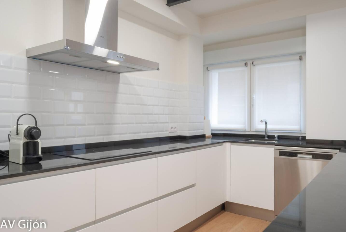 Apartamento La Playa 17 Gijón Exterior foto