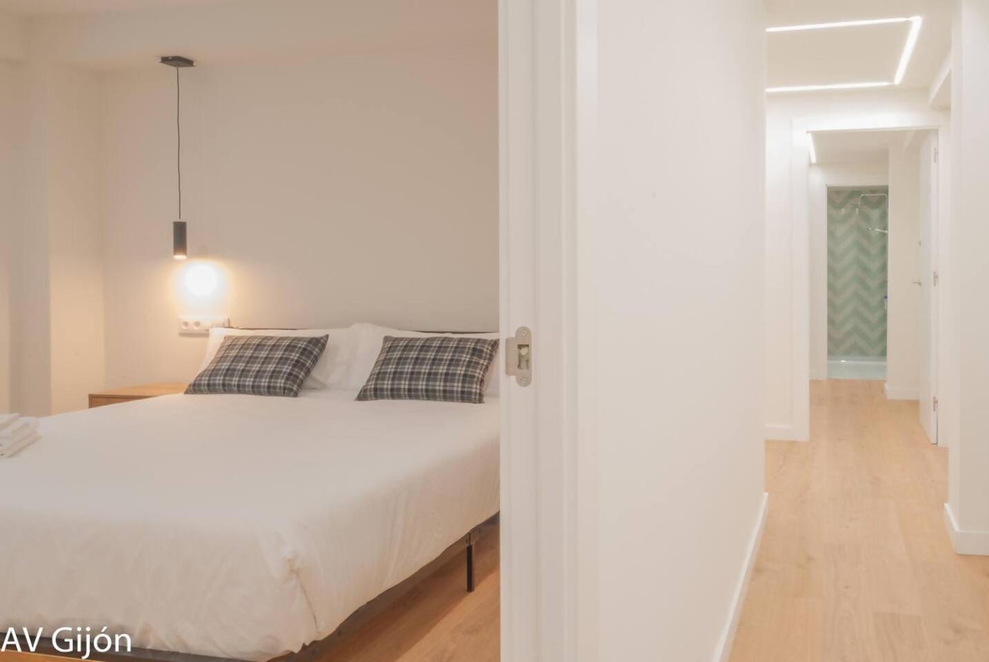 Apartamento La Playa 17 Gijón Exterior foto