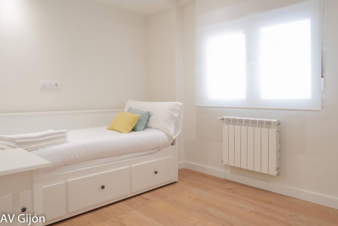 Apartamento La Playa 17 Gijón Exterior foto